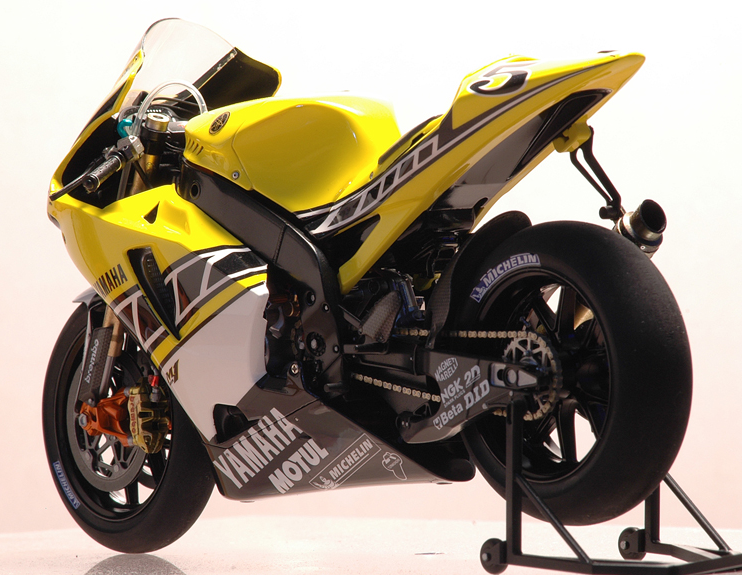 ヤマハ YZR M1 50thアニバーサリー USインターカラー