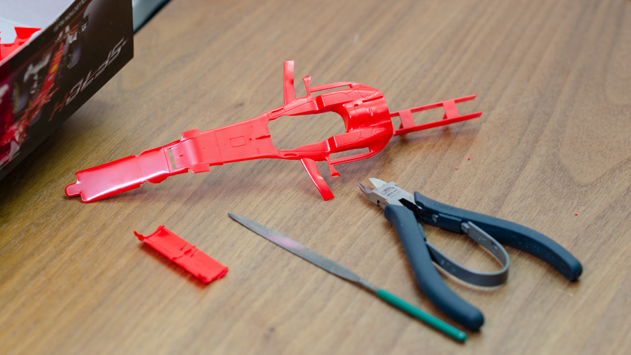 Building the TAMIYA SF70H No.01