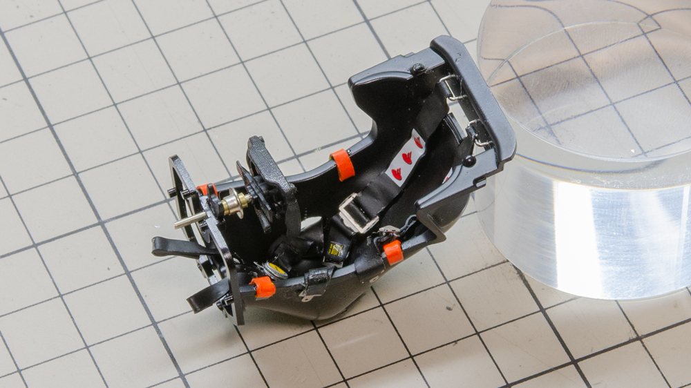 Building the TAMIYA SF70H No.09